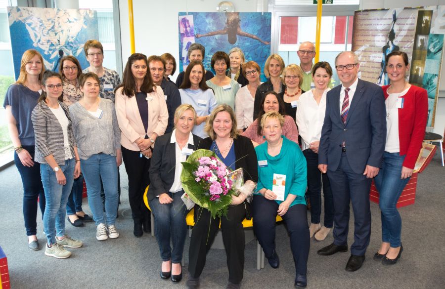 Ausstellung zeigt Wege aus Essstörungen